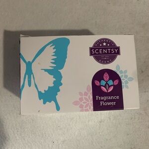 Scentsy Fragrance Flower - Blue and Purple